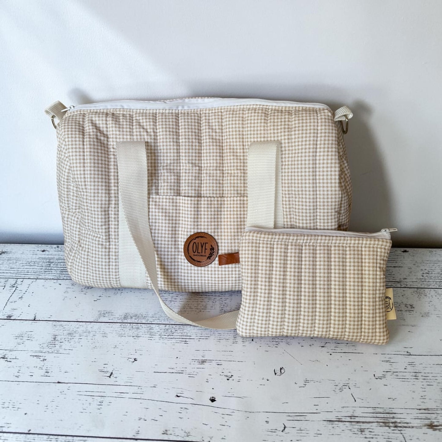 Essentials Pouch- Fine beige gingham