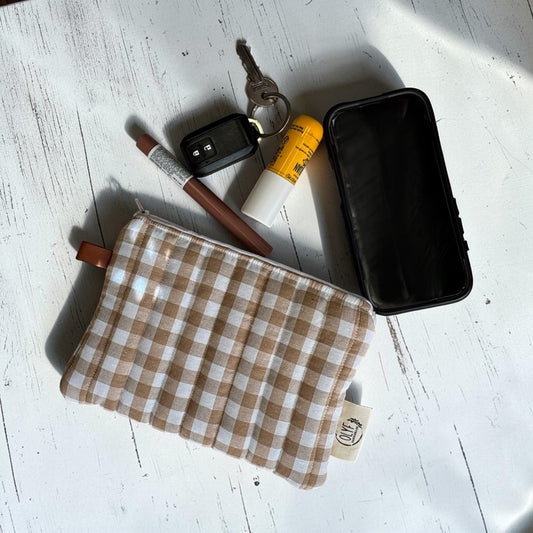 Essentials Pouch- Beige gingham